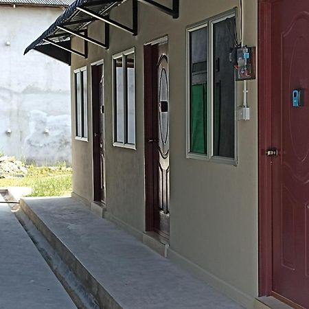 Depulauserai Roomstays Pekan Exterior foto