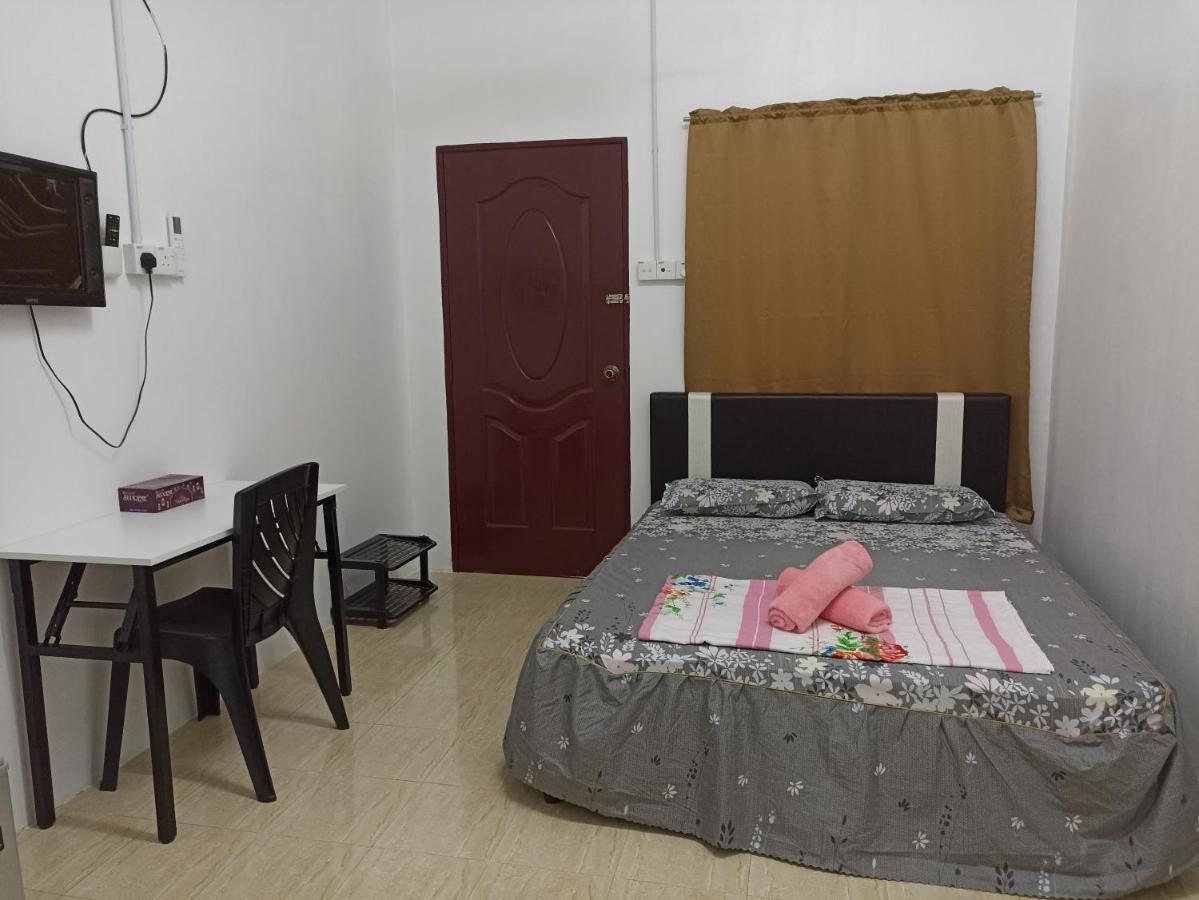Depulauserai Roomstays Pekan Exterior foto